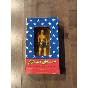 Wonder Woman Masterpiece Edition Action Figure In Box Used
